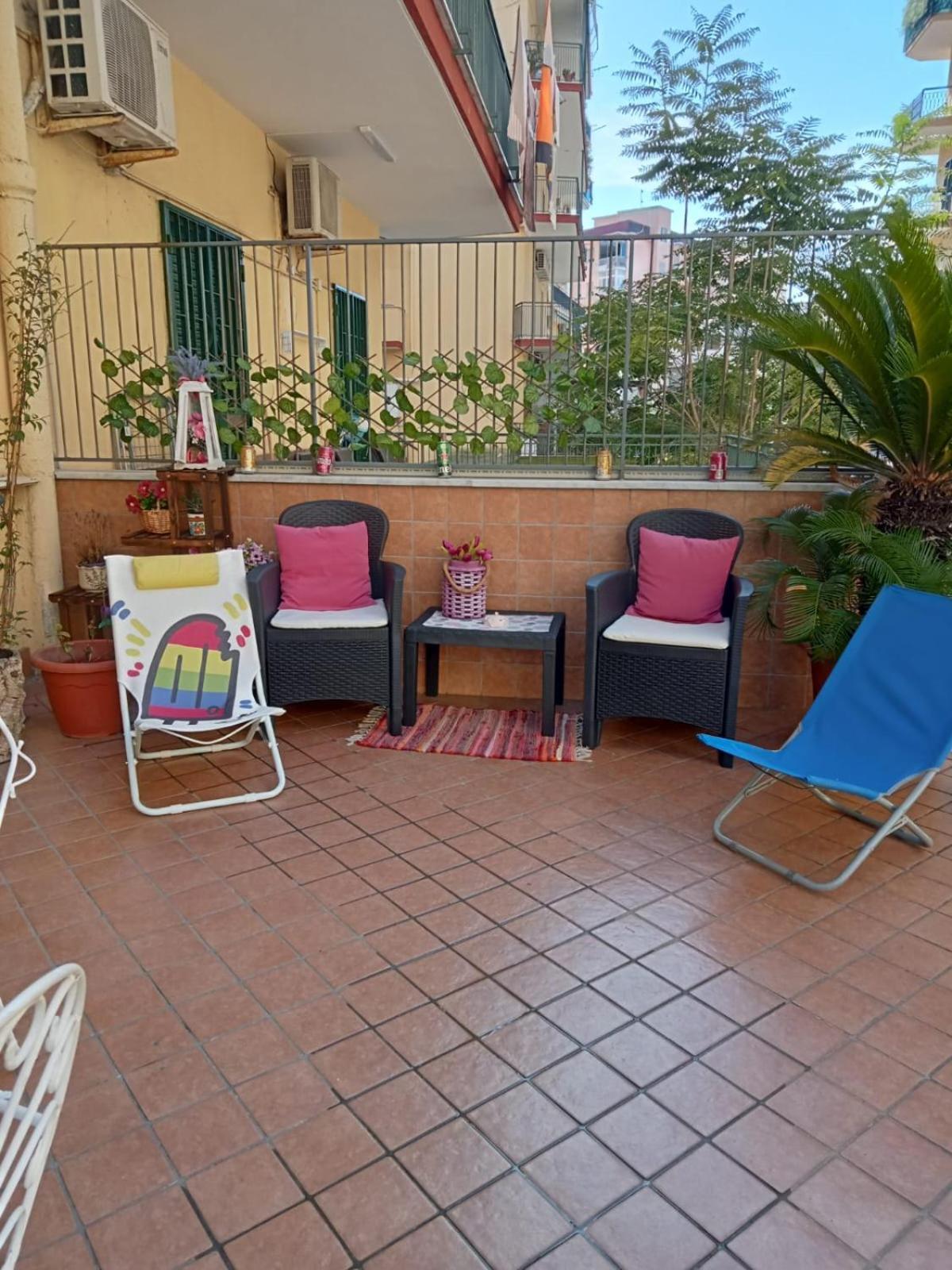 Bed and Breakfast La Terrazza Di Monica & Teresa Portici Exterior foto